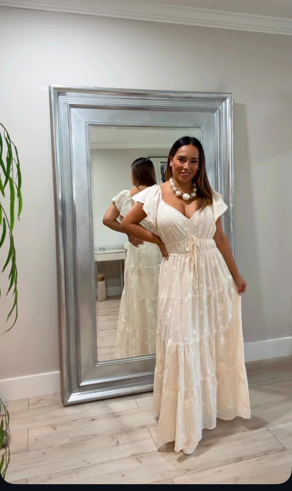 Vestido Largo Blanco Bordado